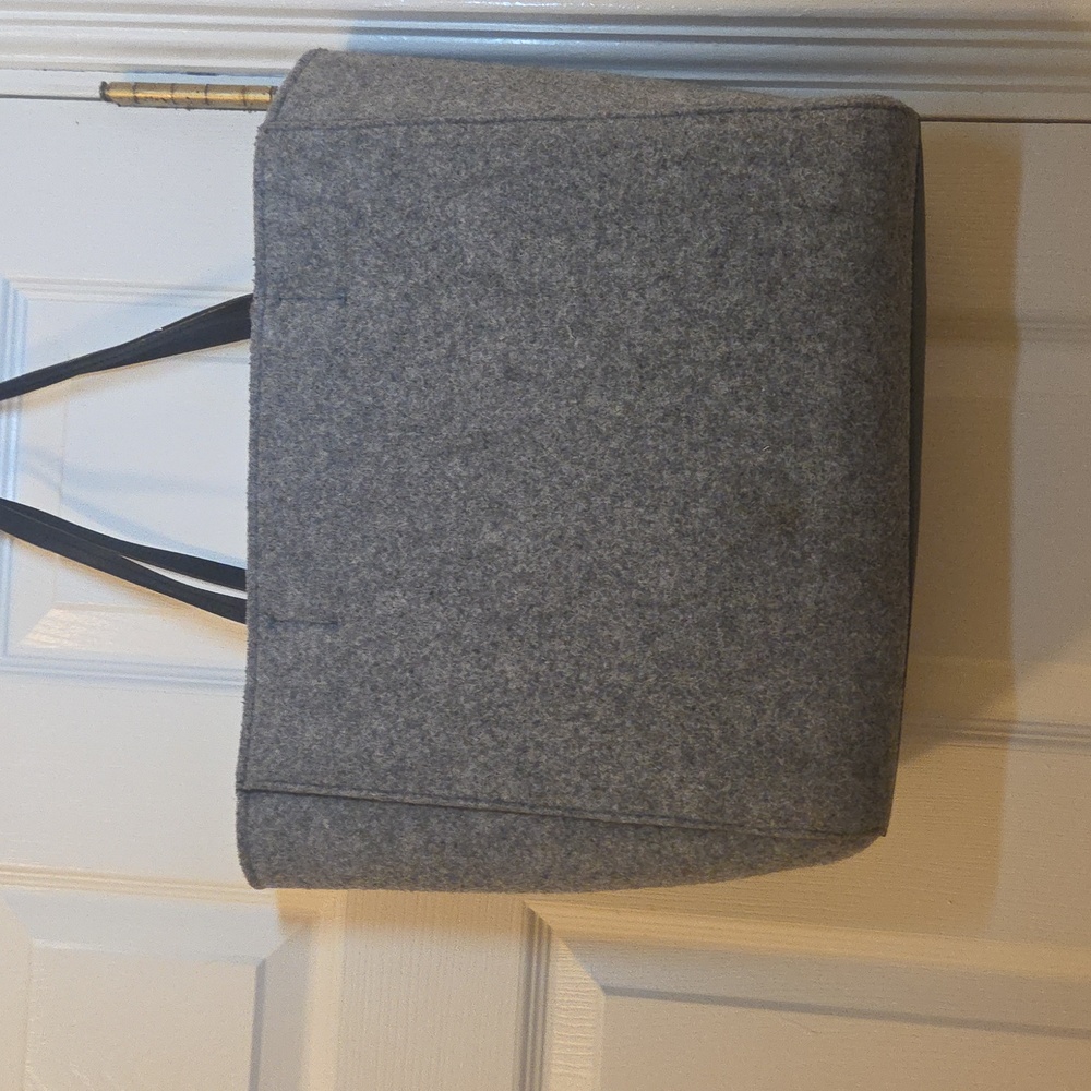Kate Spade Wink Halie Gray Large Tote Purse - Picture 2 of 10